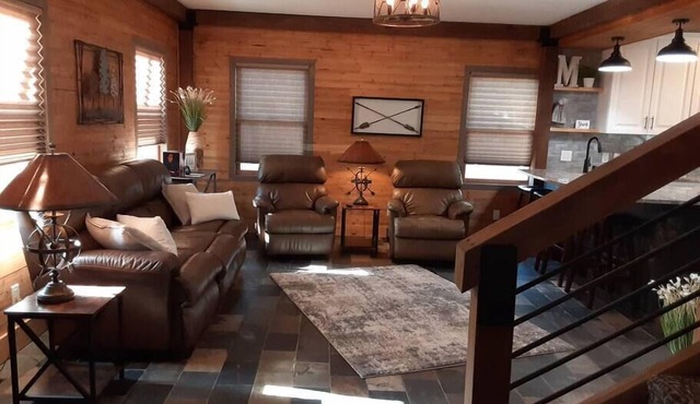 Sugar Maple Inn, A Country Chic Getaway