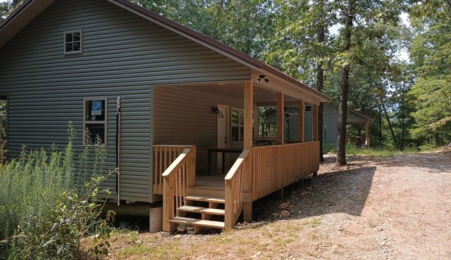Sugar Pine CabinsnChickadee Cabin