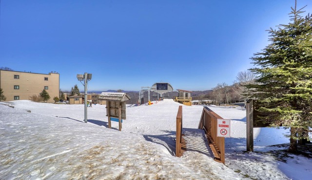 Sugar Ski Comfort Two Bedroom - Unit 434