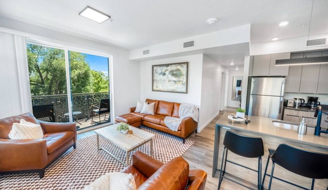 Sugarhouse! Mountain View 3BR, 2BA Gym, Parking
