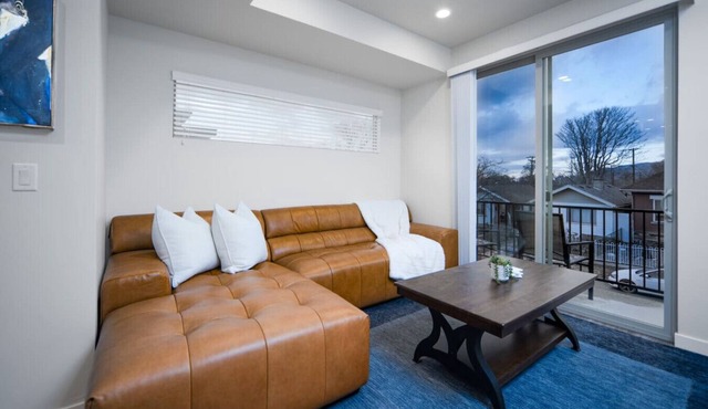 Sugarhouse Townhouse 2/kg bed 2.5/bth gym/garage