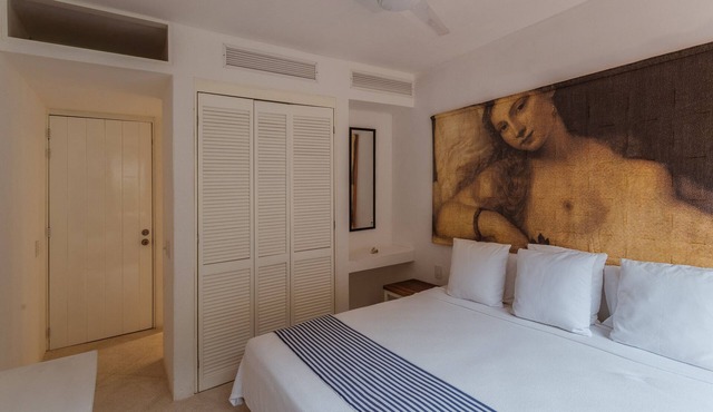 Suite in El Careyes Club & Residences