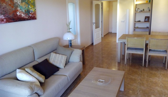 Suitable in residential complex - POOL + PARKING- Almarda Beach/Canet