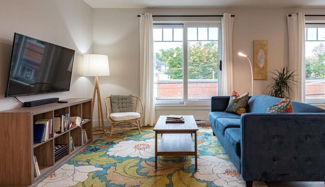 Suite 201 - 470 Main