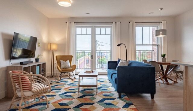 Suite 204 - 470 Main