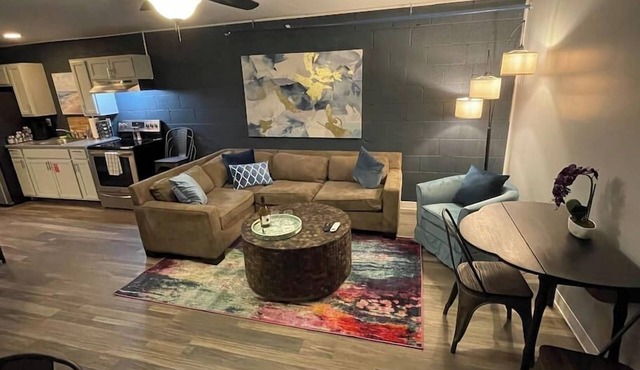 Suite 210-Relax at Rock Spring Resort