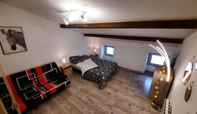 Suite 3 pièces chambre+cuisine+SDB centre ville