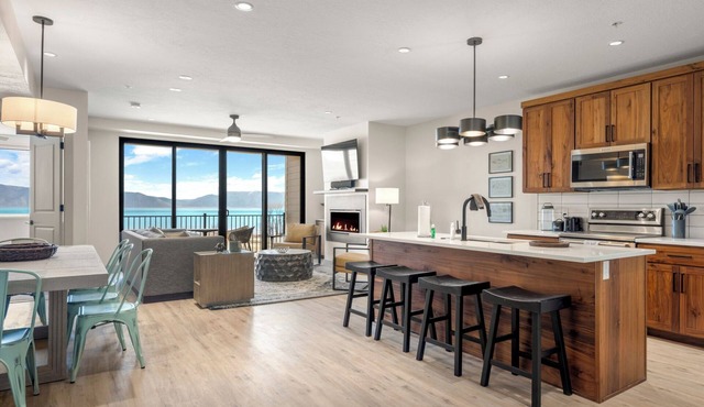 Suite 301 @ Water's Edge Resort