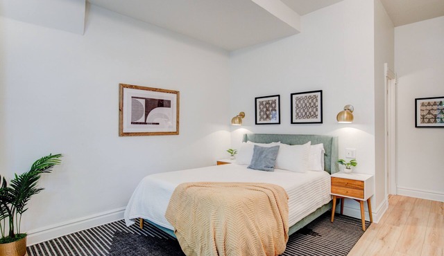 Suite 5 | Historic Art City Inn