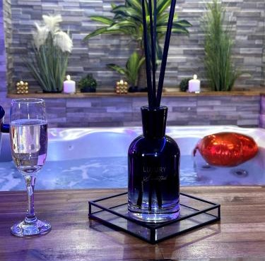 Suite avec Jacuzzi Privatif-Golden Jacuzzi