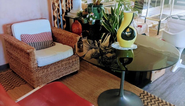 "Suite Beau Séjour" in historic village near the sea and Montpellier