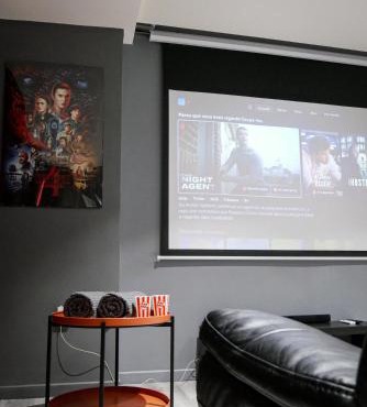 Suite CinéRoom à 25 min de Paris