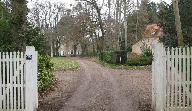 Suite de 2 Chambres Dans la Maison du Jardinier du Château de Chalivoy-la-noix