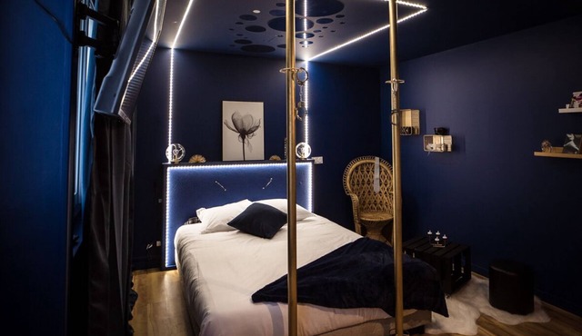 Suite de Luxe Avec Balnéo 50 Nuances au Coeur du Centre Ville de Caen