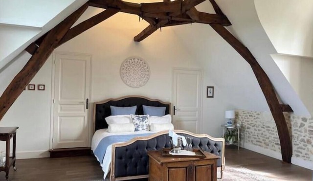 Suite du Ciel – Luxurious Château Escape with Panoramic Views