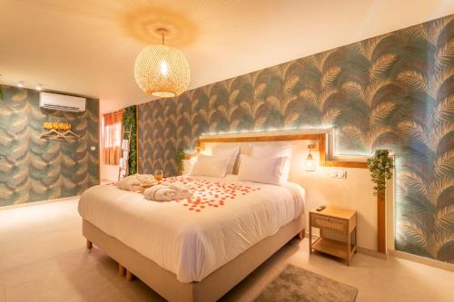 Suite Emeraude Spa Détente avec Balnéo Double & Sauna