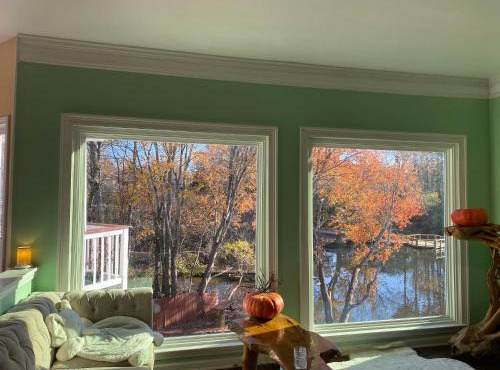 Suite in Lakeside house