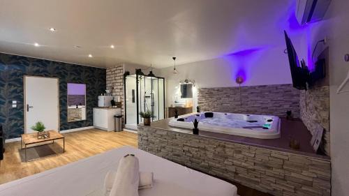 SUITE LA SERENITA - JACUZZI - CLIM - WIFI - TopProsConciergerie