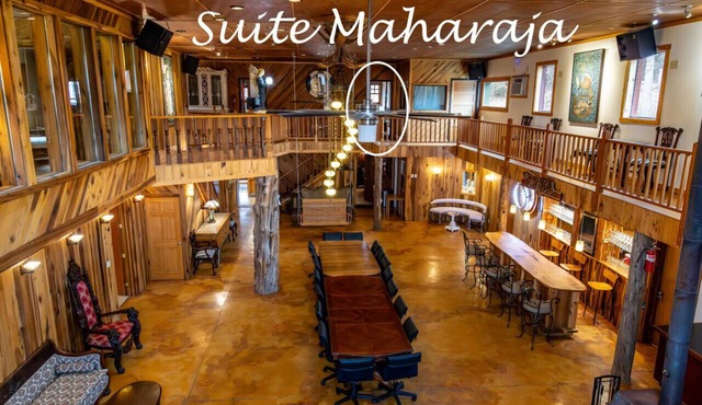 Suite Maharaja at White Lotus Eco Spa Retreat
