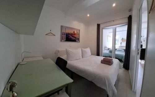 Suite Moulin de la Calade -Tower View, Heart of Provence & AC