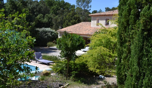 SUITE OF 30 M2 IDEAL FOR COUPLE INDEPENDENT ENTRY INTO INDIVIDUAL HOUSE