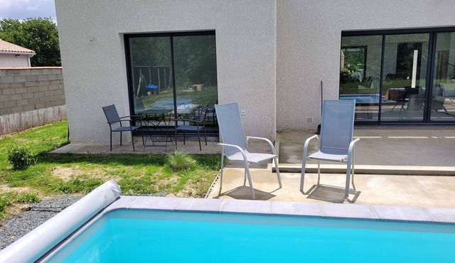 Suite Parentale, Avec vue sur Piscine au Coeur du Tarn