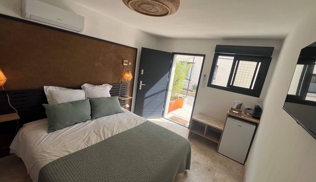 Suite Parentale Indépendante au Sein de la Maison D'hamih, Avec Petit-déjeuner