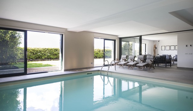 SUITE&POOL -Como Lake aptm.160mt private indoor swimming-pool for exclusive use