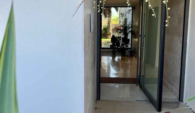 Suite Prestige Dans une Villa Luxueuse Avec Tout Confort et Services