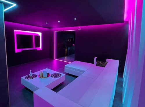 Suite Privée Romantique - Jacuzzi & Hammam