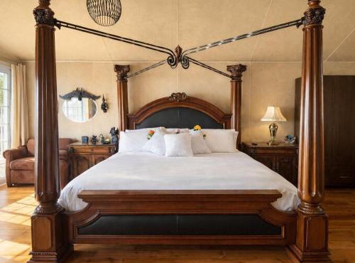 Suite Royale, Accès à la rivière