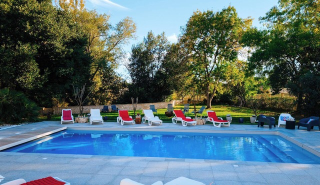Suite Victoria Domaine Pagnon Gironde: Charm & heated pool near Bordeaux