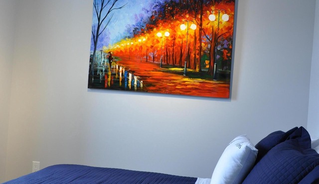 Suite with closed bedroom and sofa bed on the rue Principale (Le Chic-urbain)