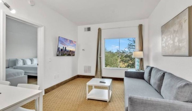 Suites at Lake Buena Vista close Disney Springs with free parking