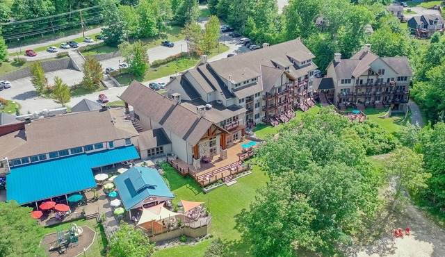 Suites at Silver Tree A124