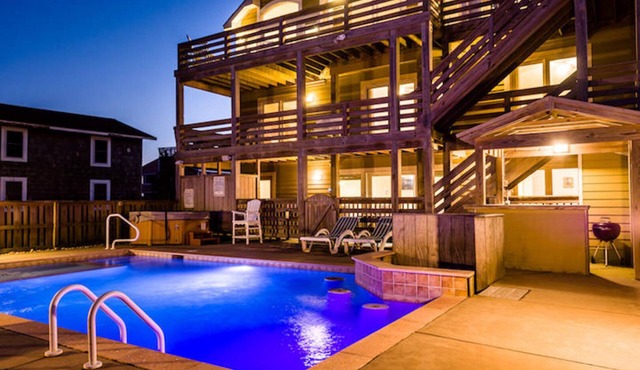 Suits Us Oceanfront Home, Pet Friendly with Private Heated Pool