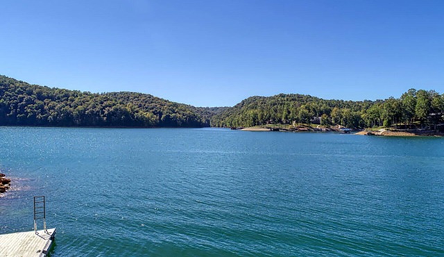 Suits Us Too with its easy access to private dock on Norris Lake Big Creek