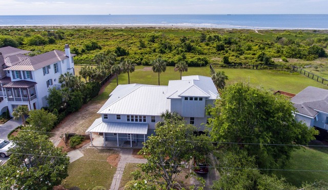 Sullivan's Island 5 Bdrms/4 Baths