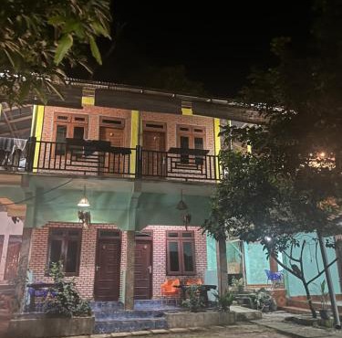 Sumatra Happy Track Tour Guest House & Jungle Trekking