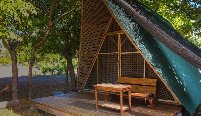 Sumba Adventure Resort - Hostel