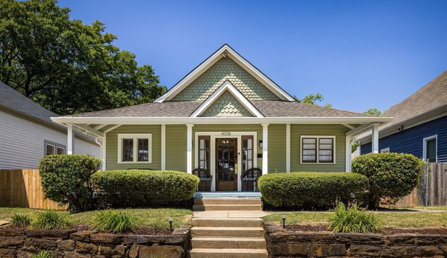 Summer Breeze - 3BR/Backyard & Deck/Families