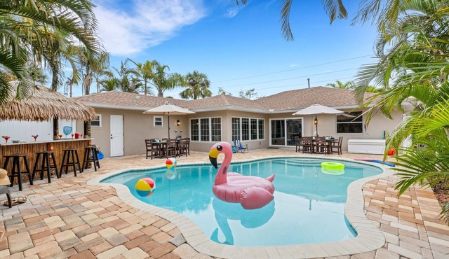 🌴Summer Breeze | Beachside Pool Home Tiki Bar Sleeps 20 ➠ 770 Mandalay