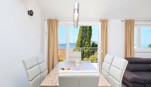 Summer Chill 3 - Four Bedroom Apartment, Sleeps 10