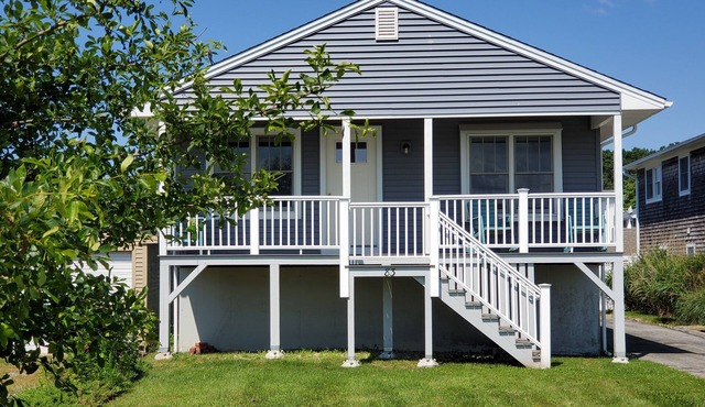 Summer Cottage with Water Access