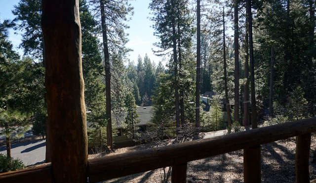 "Summer Discount" New AC Lake mont Pines Getaway Updated Cabin