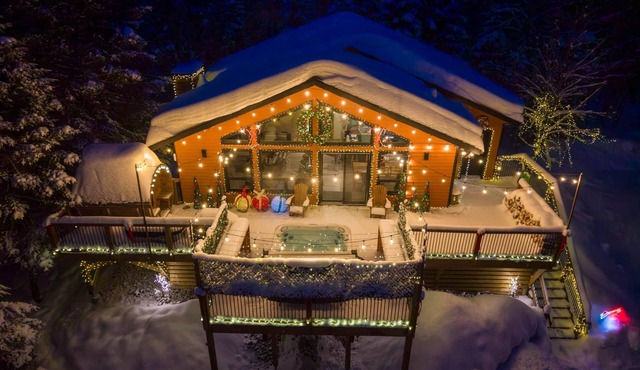 Summer Escape Mont Tremblant National Park Jacuzzi