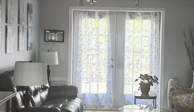 Summer/Fall vacation rental