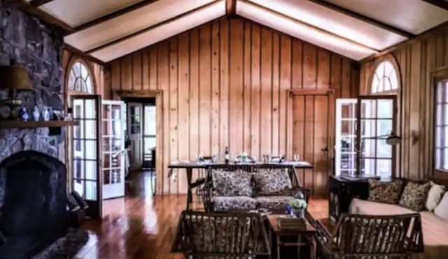 Summer family cottage in the beautiful Thousand Islands - Gananoque!