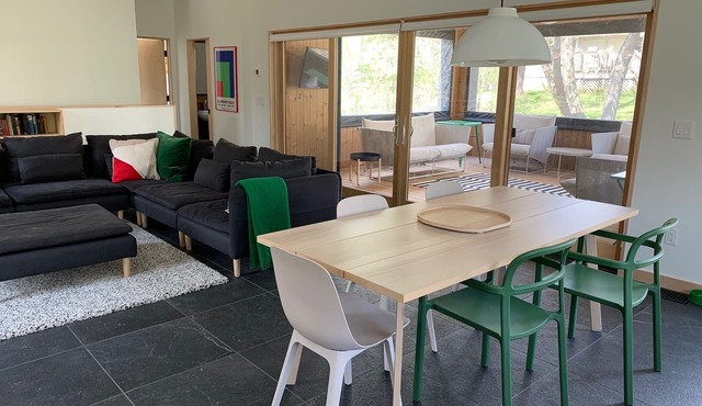 Summer fun in a modern home near the lake, restaurants, and exciting activities!