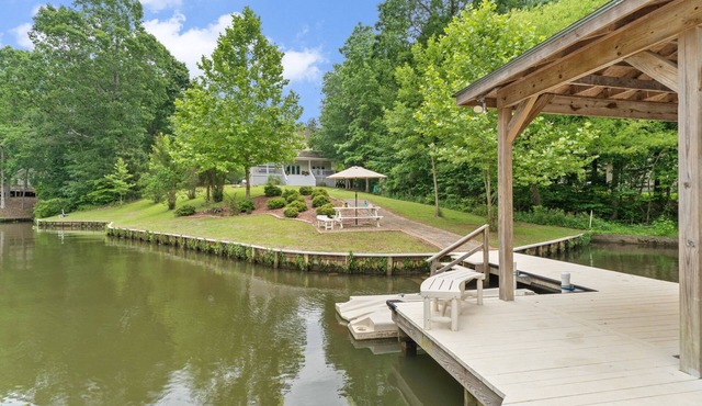 Summer Fun in Lakeside Luxury: Spacious Home, Pet-Friendly, Near Attractions + Hiking